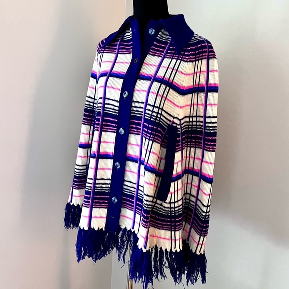 Vintage Poncho by Banff “Sweater Bee” Woman’s Small/Medium - Picture 1 of 9